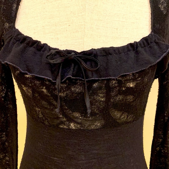 TRANSIT WOMENS BLACK SHIRT WITH LACE DETAIL AND RIBBON TIE AT NECK - Picture 3 of 10